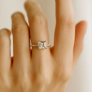 Stunning Solid Silver Ring With 0.6ct Asscher Cut Moissanite